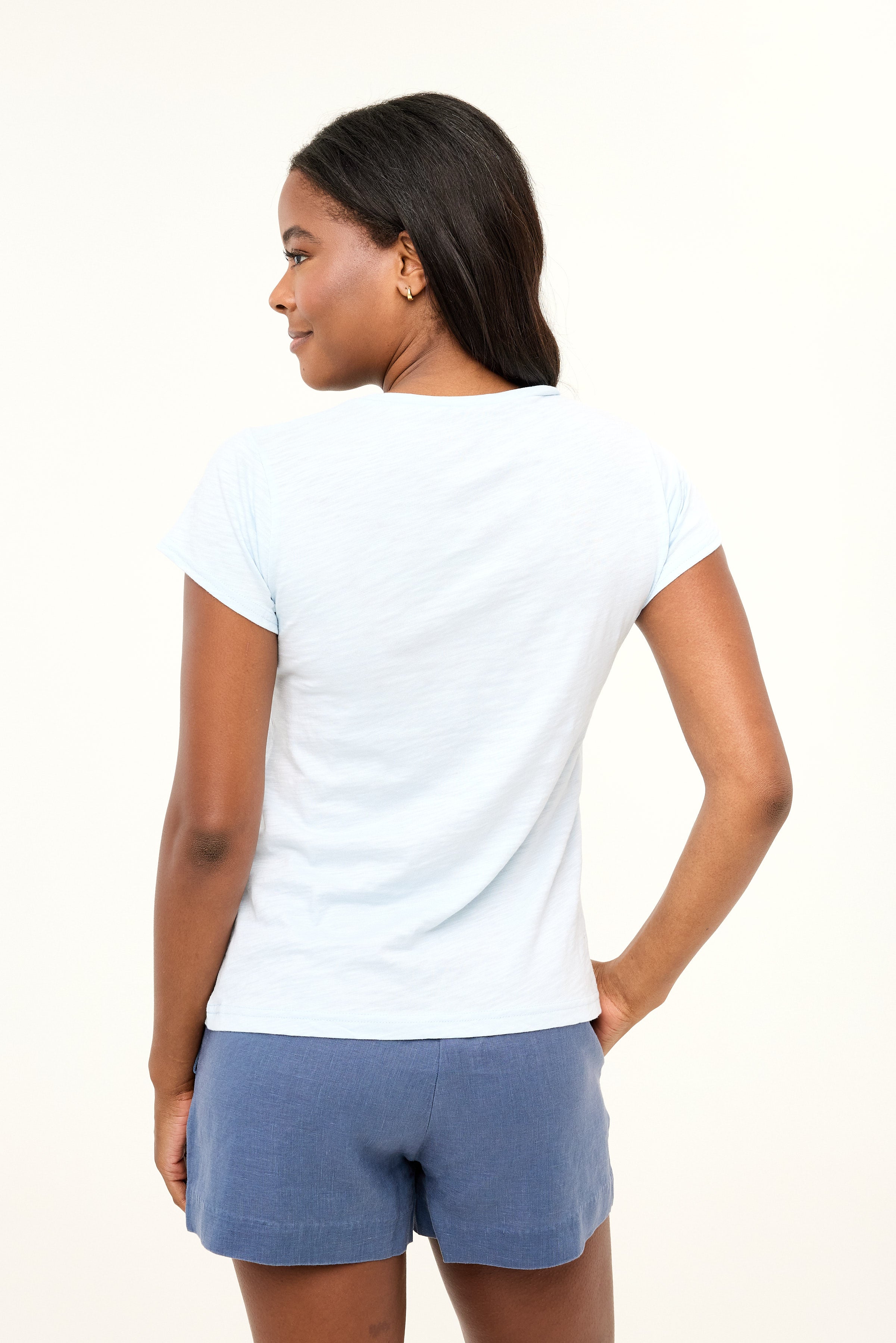 Michelle V-Neck T-Shirt - Misty Blue